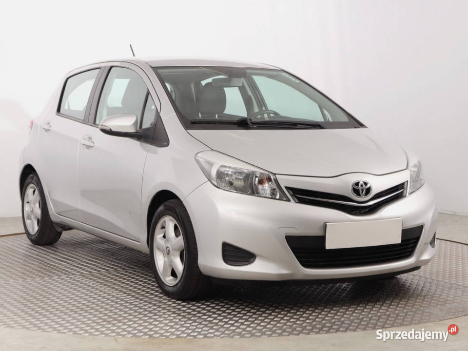 Toyota Yaris 10 VVTi benzyna śląskie Katowice