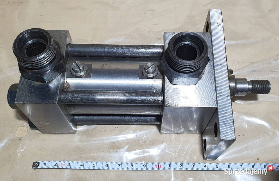Siłownik hydrauliczny 30 x 150mm Poznań