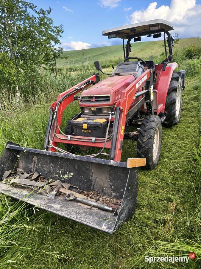 Traktor Mitsubishi MT305 30 Tur Ładowacz Czołowy Zakliczyn