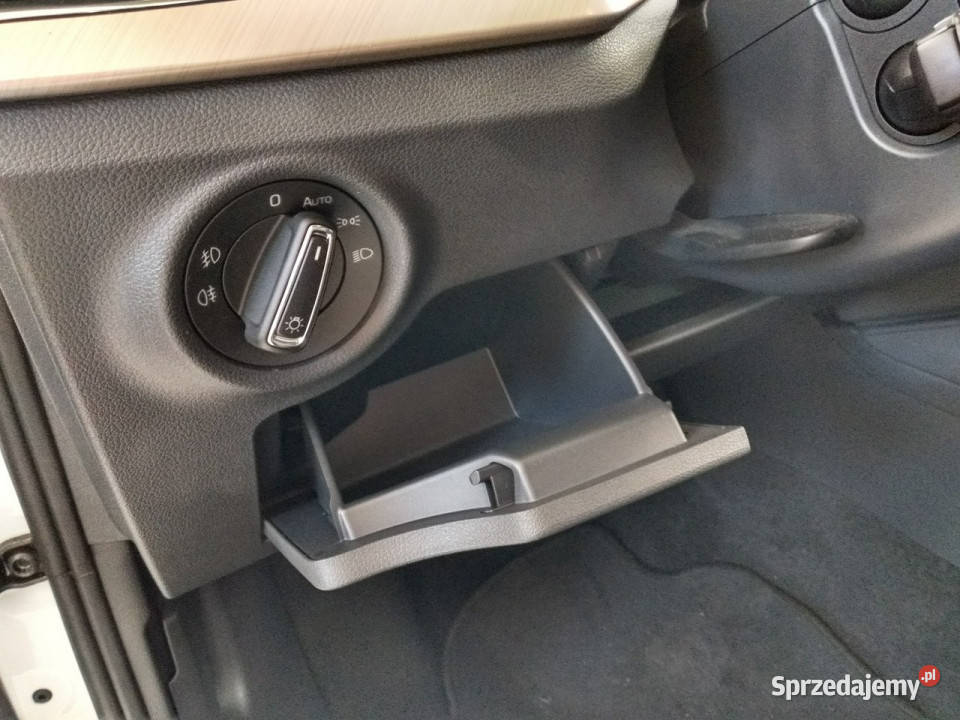 koda Scala 10 110 dsg kamera led acc podgrzewana Tychy sprzedam