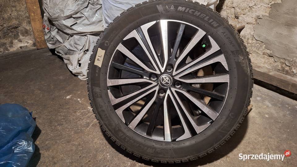 Toyota AygoX Cross 2022 19000km Starogard Gdański sprzedam