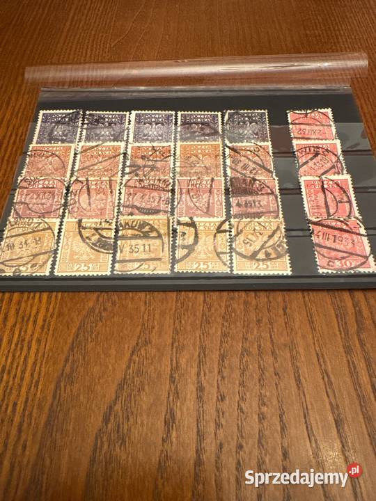 Znaczki 1928 godło i 2932 godło Bielsko-Biała sprzedam