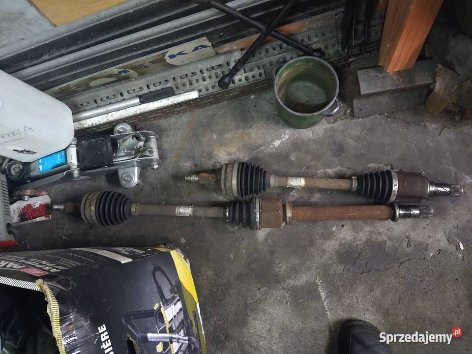 Kompletna maska Scenic III pokrywa silnika Krotoszyn