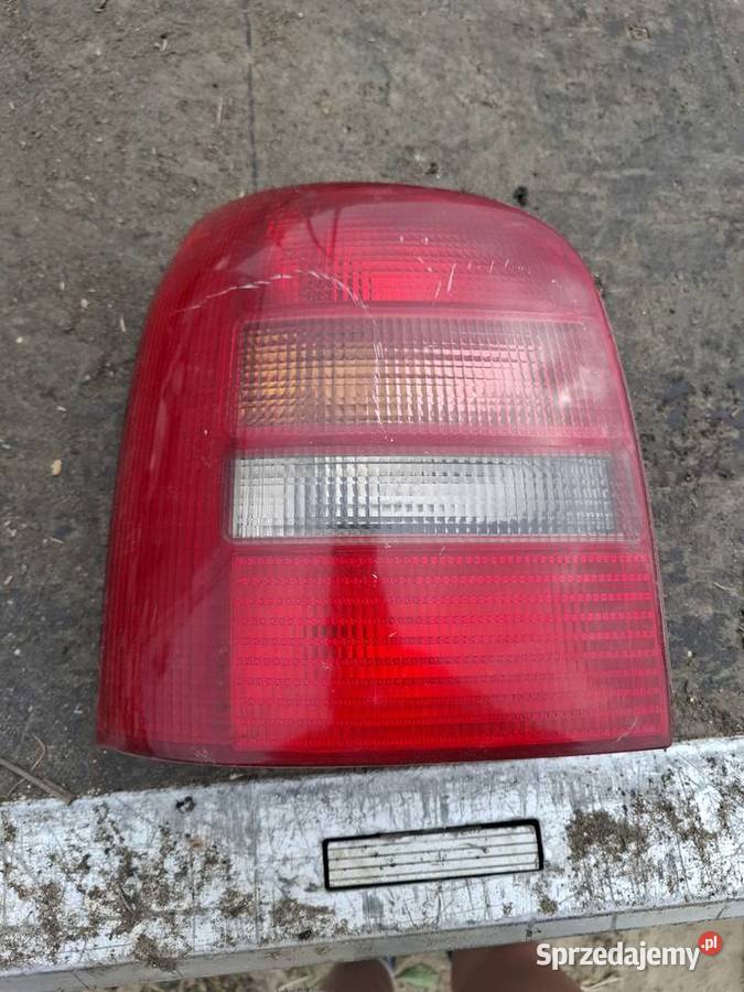 Lampa Lewa Tył Audi A4 B5 Kombi Wisznice