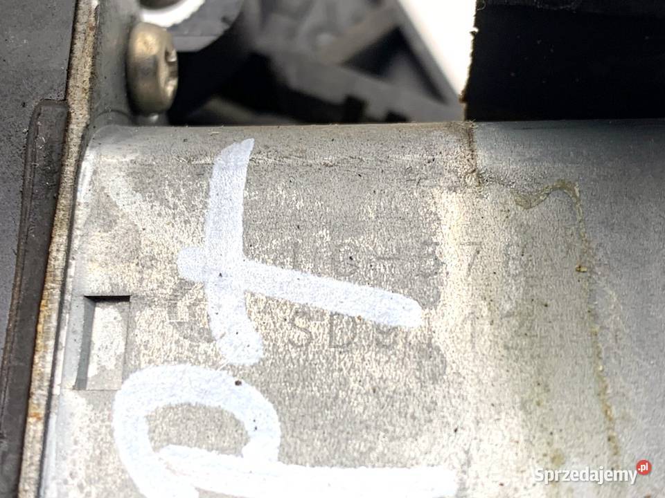 PODNOŚNIK SZYBY PRAWY TYŁ FIAT LINEA Hatchback