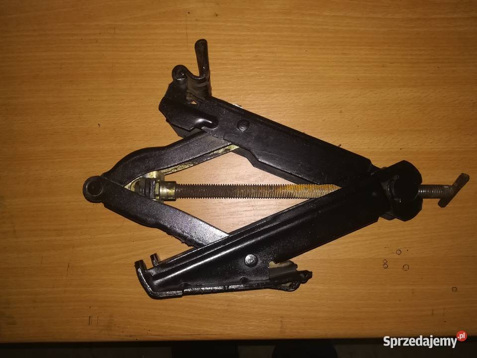 Podnośnik lewarek samochodowy Pozostałe Gorajec-Zagroble sprzedam