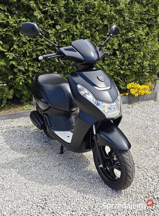 Skuter Peugeot Kisbee 50cc 2024r 1200 LED Wtrysk Łask sprzedam