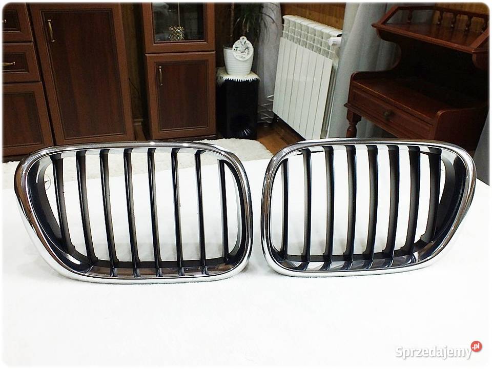Oryginalne Nerki Grill BMW X5 E53 19992003 Prawa Żary