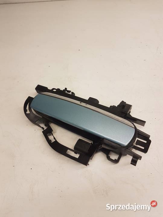 KLAMKA LEWY TYŁ AUDI A6 C6 4F0839885 KEYLESS osobowe Przystajń