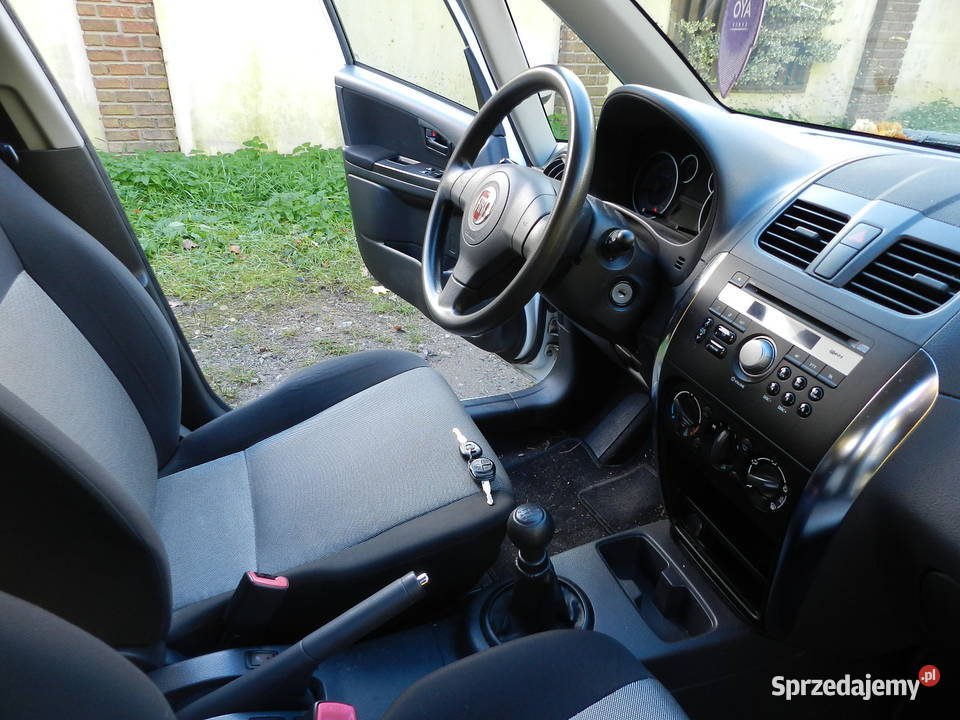 Fiat Sedici Śliczny w pełni sprawny wygodny MP3 Sedici Puszczykowo