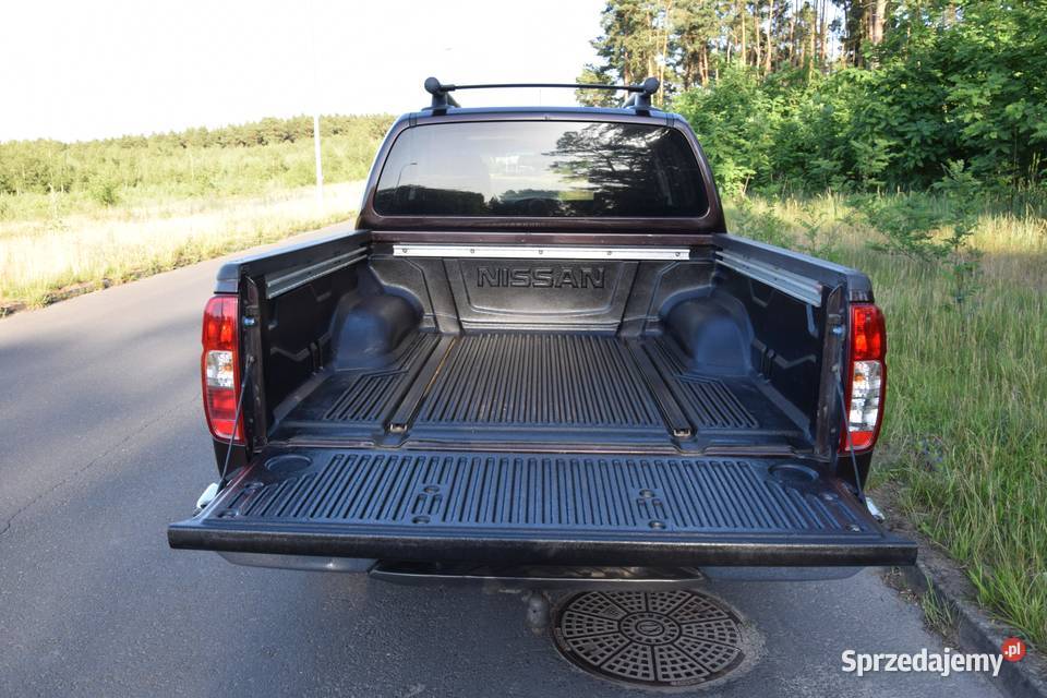 NISSAN NAVARA D40 25 DCi Skóry Szyber hak nowe VAT marża lubuskie sprzedam