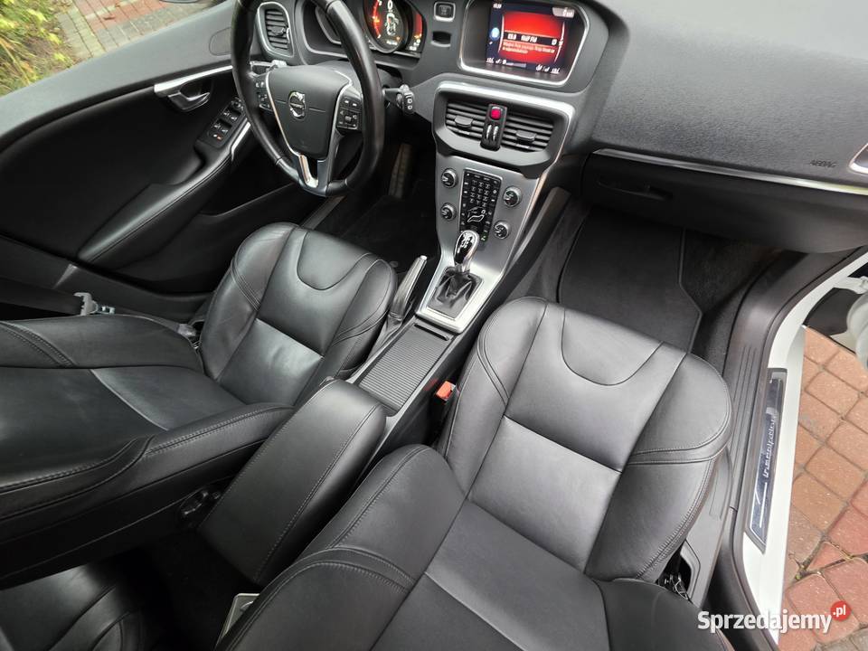 Volvo v40 D4 190 automat bezwypadkowy opłacony lubelskie Lublin