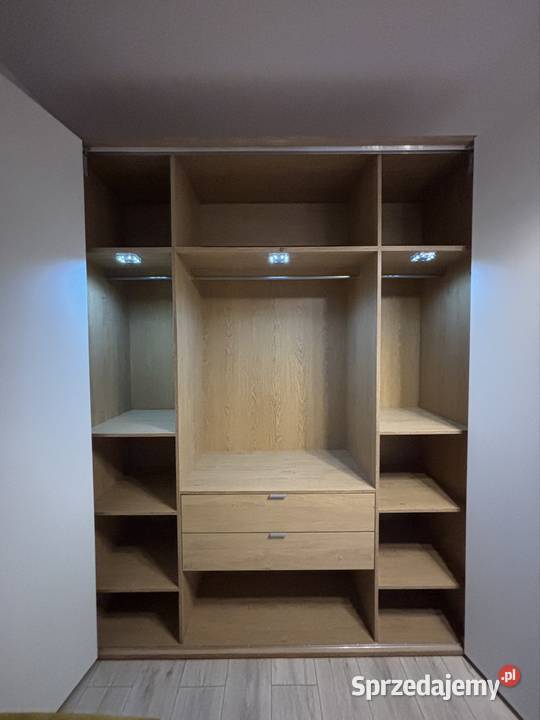 Szafa 4drzwiowa SIMPLE VOX Słupsk
