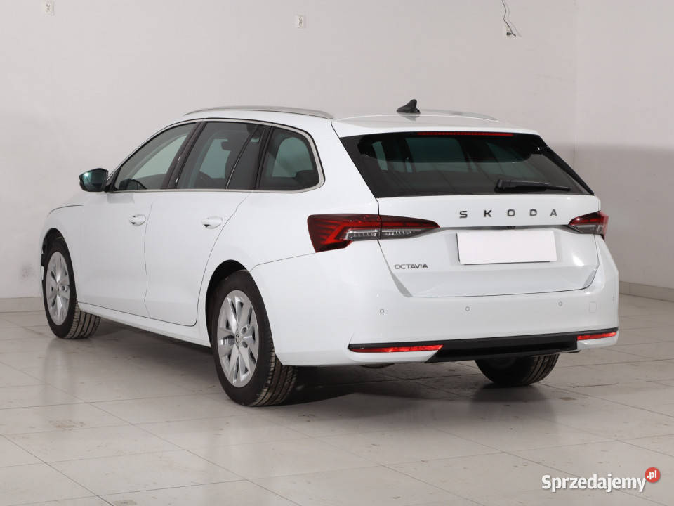 Skoda Octavia 15 TSI Piaseczno