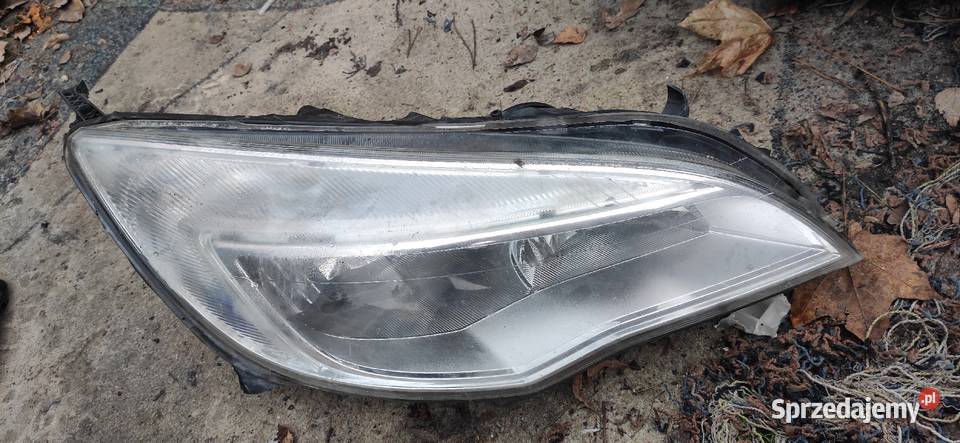 OPEL ASTRA IV 4 J PRAWA LAMPA PRZÓD REFLEKTOR Lublin