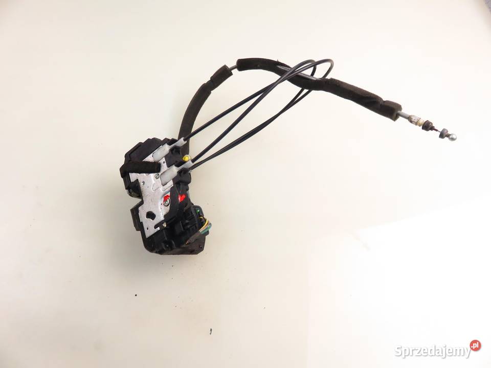 ZAMEK LEWY PRZEDNI NISSAN VERSA I Karoseria małopolskie