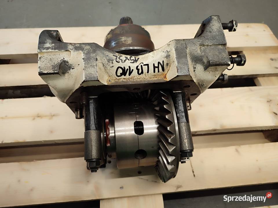 Dyferencjał 15X32 18670 Holland LB 110 Wilkowo sprzedam