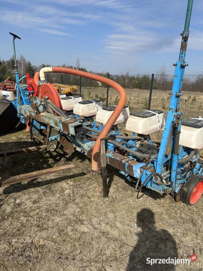 Sprzedam siewnik Monosem 6 rzedowy talerzowy Nowe Kozłowice