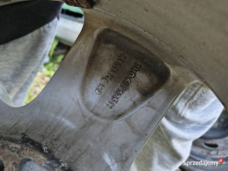 Volkswagen Multivan T5 T6 Felga aluminiowa et55 Samochodowe Przemyśl