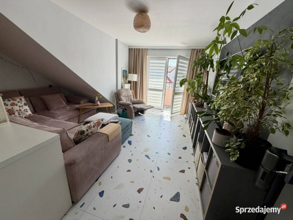 3 pokojowe mieszkanie 68 m2 z balkonem balkon Kraków