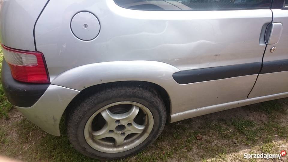 Citroen Saxo VTS wszystkie części Rok produkcji 1999 Trzcinka