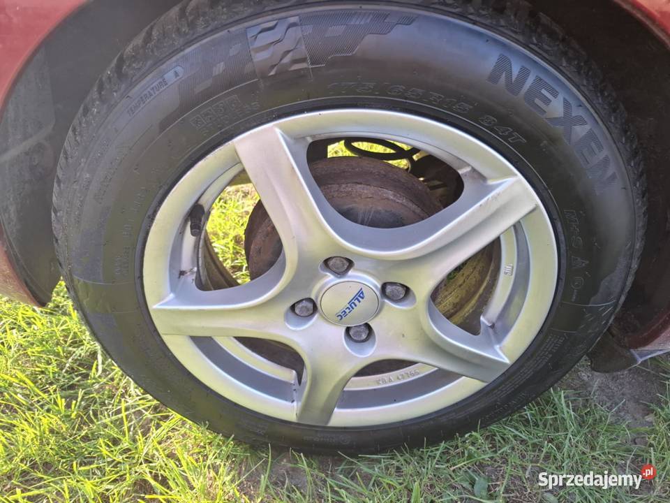 Sprzedam części do Toyoty Yaris 3 Rok produkcji 2014 Pozostałe Sieradz