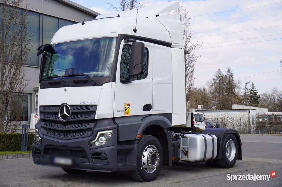 MercedesBenz Actros 1842 2024 170 3 sztuki249782 pełny VAT małopolskie Kraków sprzedam