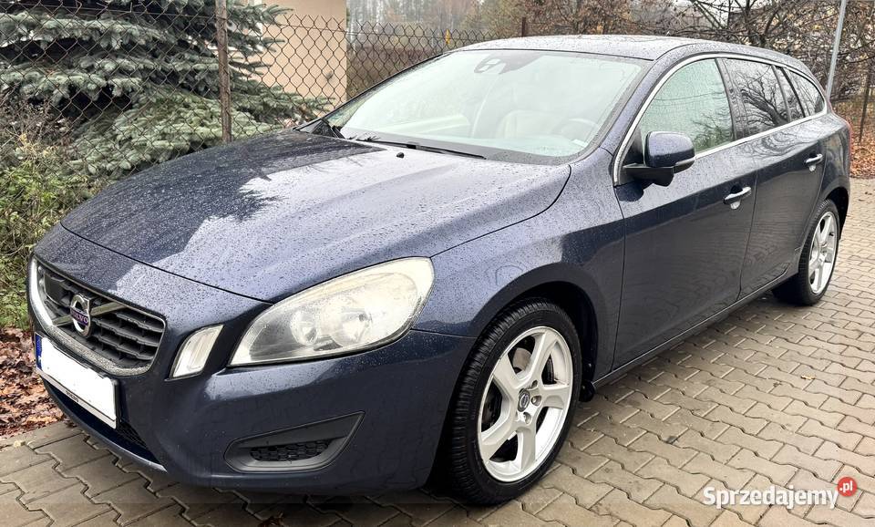 Volvo V60 T3 Momentum