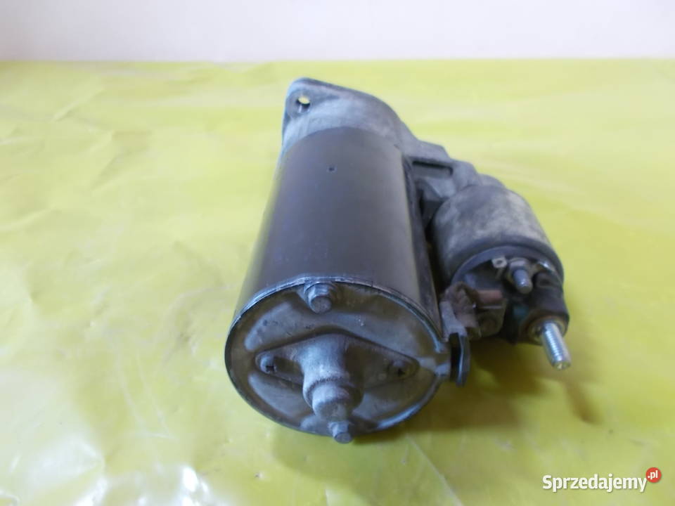 Rozrusznik Bosch Mercedes 30 CDI V6 A0061516101 Posada
