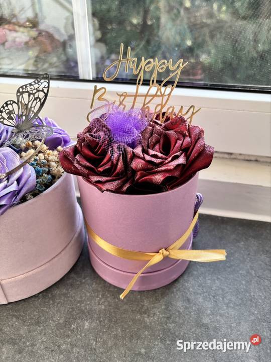 Bukiety Flower box zestaw ze wstążek i mydełek Kikół