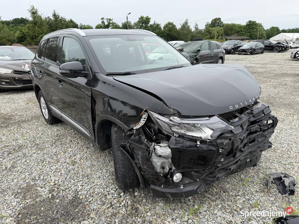 Mitsubishi Outlander 20 4WD CVT Diamant Edition opolskie Prudnik