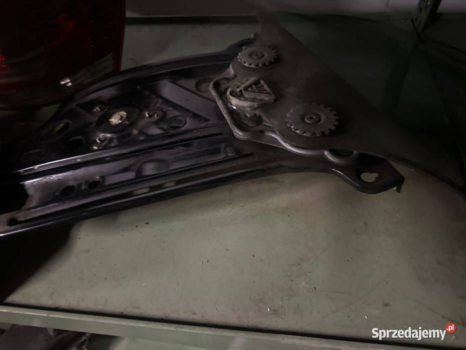 Szyba Szyby Tył Mechanizm Bmw E88 Komplet Pozostałe wielkopolskie Poznań sprzedam