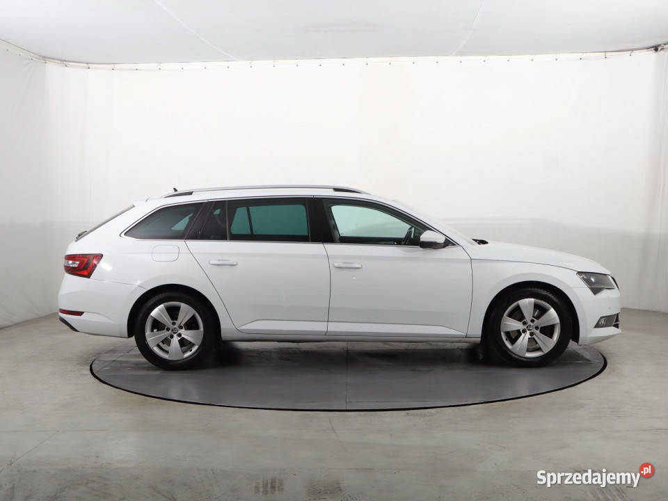 Skoda Superb 14 TSI benzyna Katowice