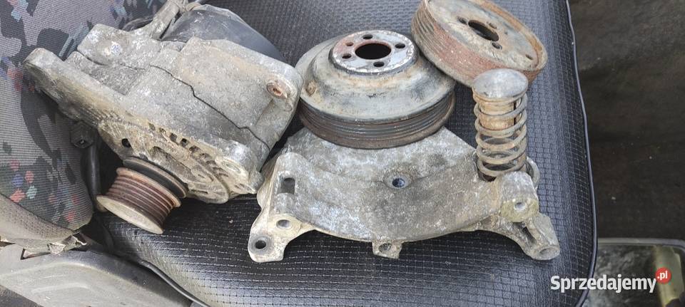 Alternator 16 TD 70 a Volkswagen Transporter T3 Stępin