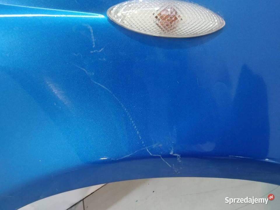 BŁOTNIK PRAWY PRZÓD LIFT Toyota Yaris I 19992005 świętokrzyskie
