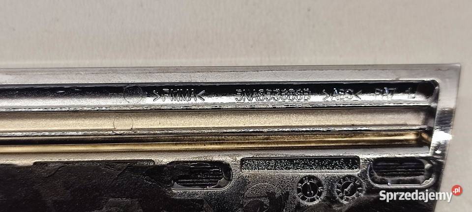 VW TIGUAN II LISTWA BŁOTNIKA PRAWA RLINE osobowe