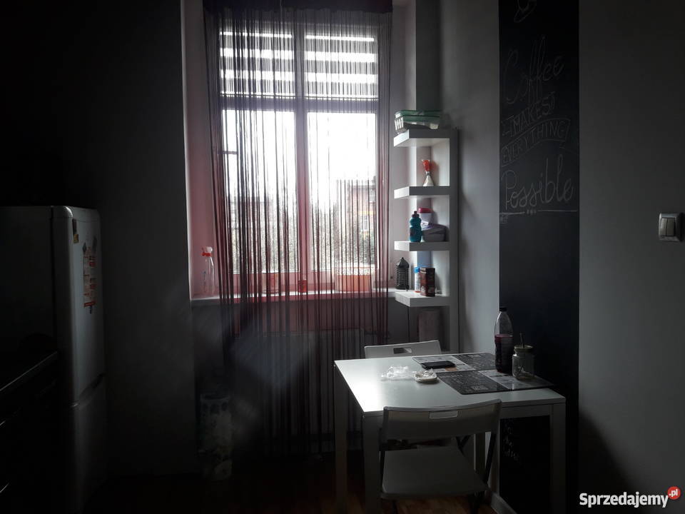 Odstąpię mieszkanie z pełnym wyposażeniem oddzielna kuchnia