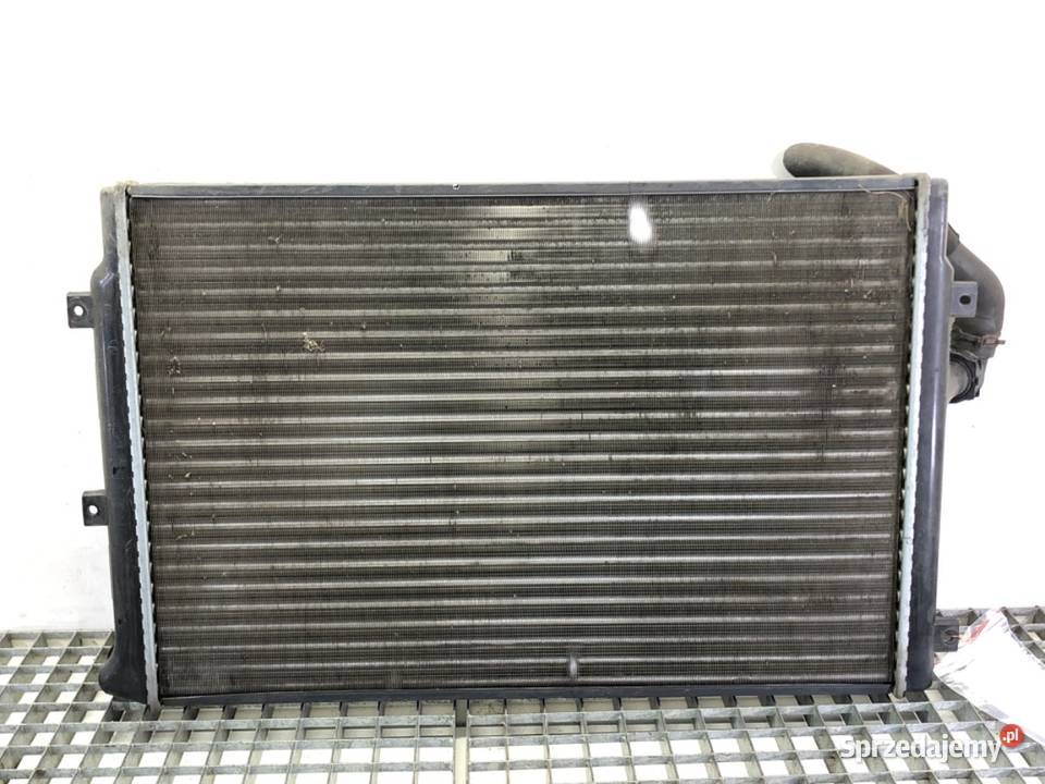 CHŁODNICA WODY VW PASSAT B7 20 140 1015 RADIATOR osobowe Chłodnie wody
