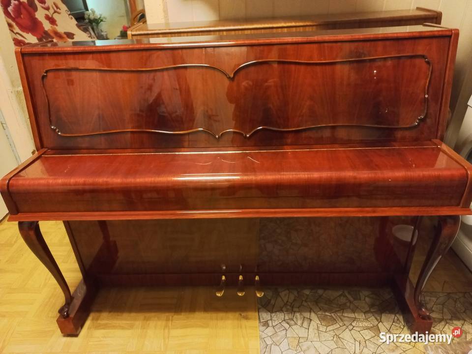 Pianino Calisia model Chippendalle stan nowe Bochnia sprzedam