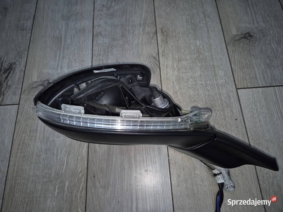 Lusterko prawe VW Golf 7 osobowe