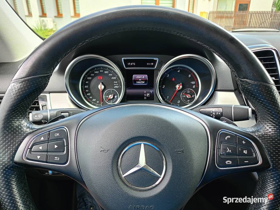 Mercedes GLE 350 CDI 30 V6 258 4 Matic Salon Słupca