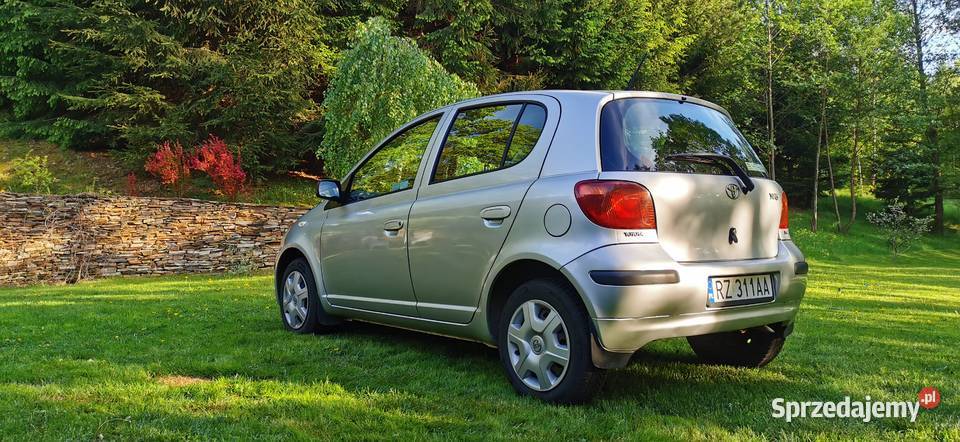 Toyota yaris 10 Benzyna 20045 Salon Polska 146000km Rzeszów
