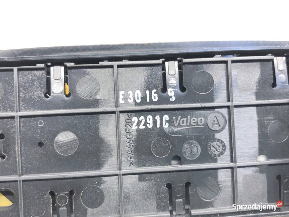 PRZEŁĄCZNIK SZYB RENAULT MEGANE III Kombi