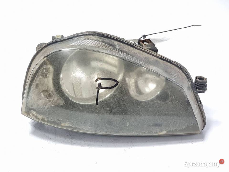 LAMPA PRAWA PRZÓD SEAT AROSA osobowe Lipno