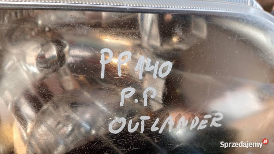 OUTLANDER I LAMPA PRZÓD PRAWA Zbierkowo
