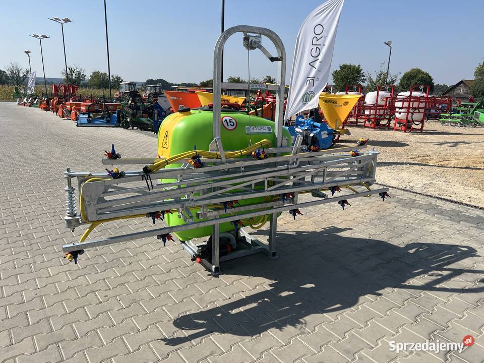 Opryskiwacz Pronar 400L12m stałociśnieniowy