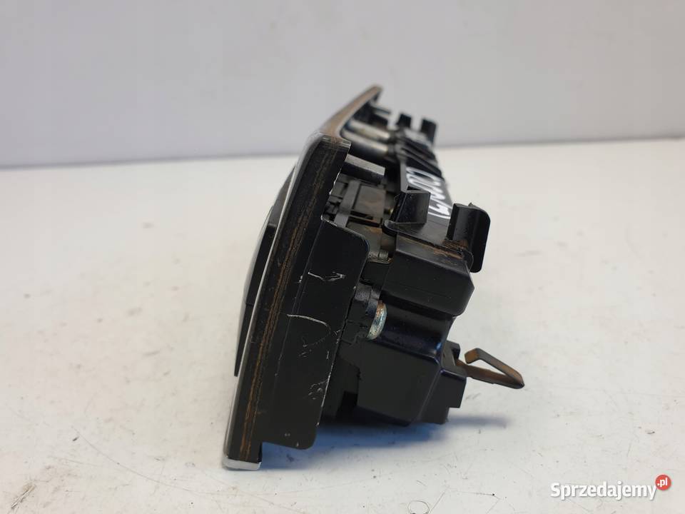 Mercedes CLK W209 PANEL STEROWANIA A2096890031 Rudka