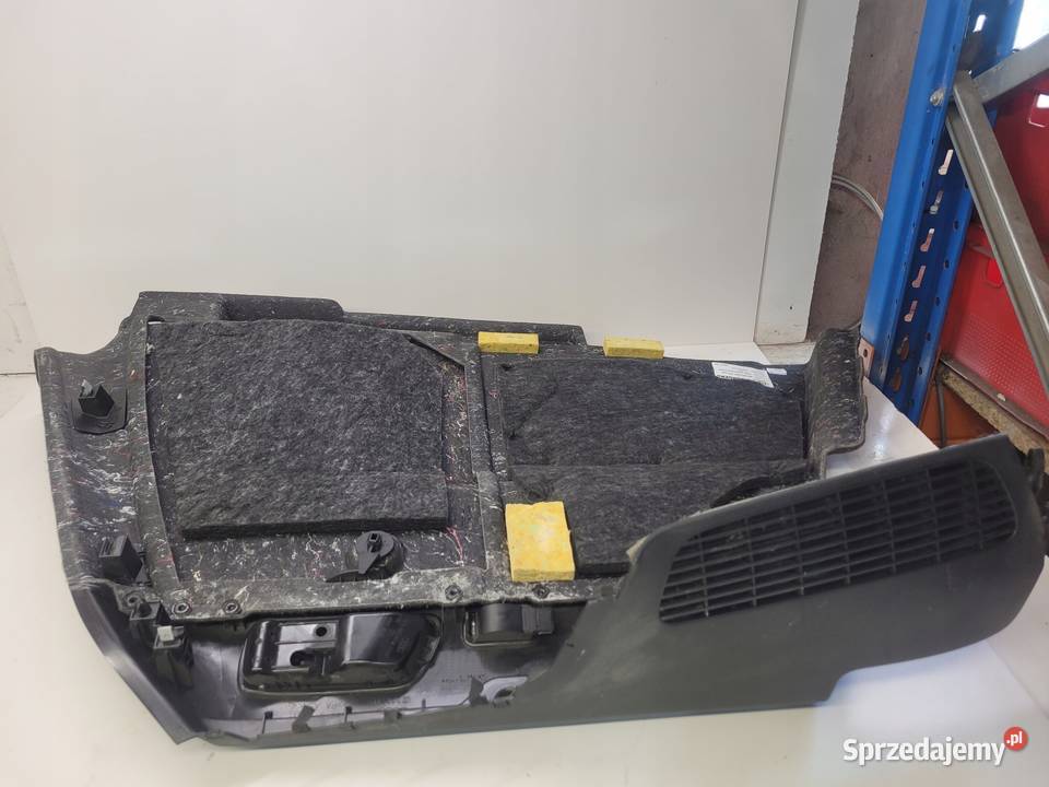BOCZEK BAGAŻNIKA LEWY AUDI Q5 8R 8R0863879C Przystajń