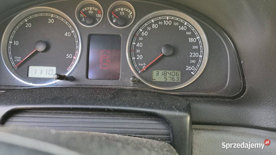 PASSAT B5 2001r 130 Komarno
