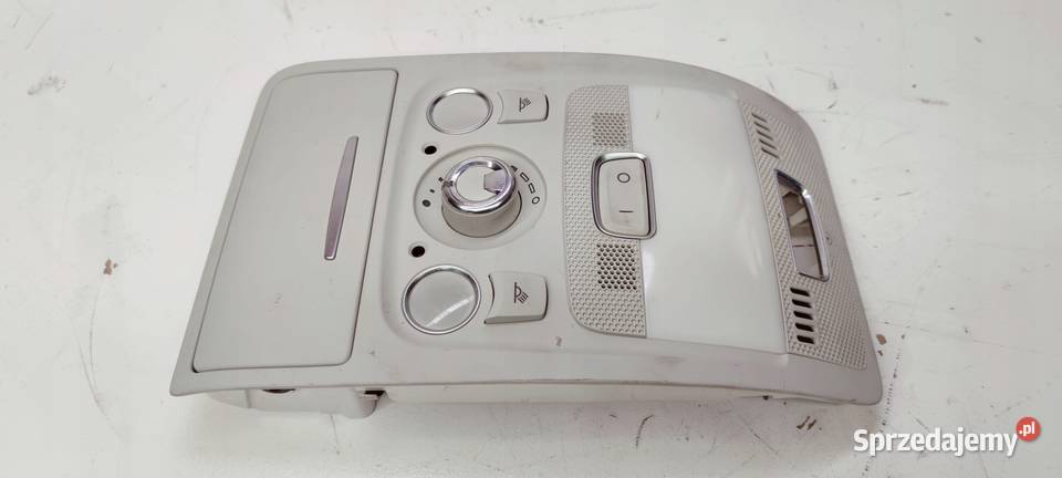 LAMPKA PODSUFITKI AUDI A4 B8 A5 8T0947135H T64 Przystajń